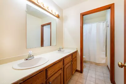 10410 Saddlebred Trail, Woodstock, IL 60098 - Photo 30