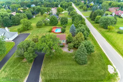 10410 Saddlebred Trail, Woodstock, IL 60098 - Photo 46
