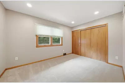 1322 Douglas Street, Joliet, IL 60435 - Photo 22