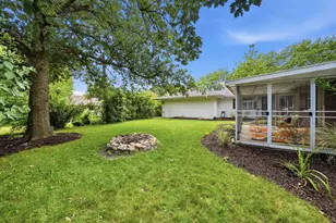 1322 Douglas St, Joliet, IL 60435 - Photo 38