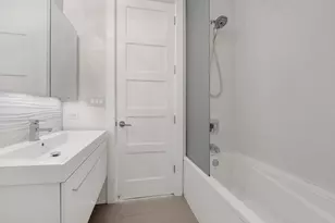 1404 W Chicago Ave, Chicago, IL 60642 - Photo 24