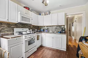1946 W Armitage Ave, Chicago, IL 60647 - Photo 8