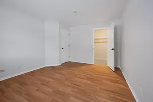 546 E Shag Bark Ln, Streamwood, IL 60107 - Photo 14