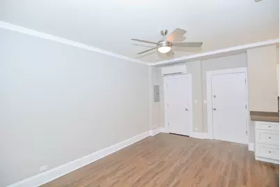 817 W Lakeside Place #502, Chicago, IL 60640 - Photo 10