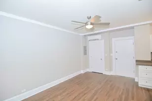 817 W Lakeside Pl, Chicago, IL 60640 - Photo 10