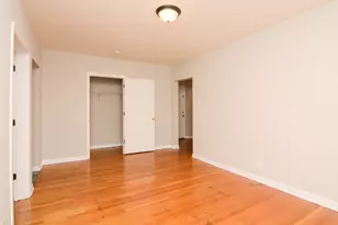 5736 N Winthrop Ave, Chicago, IL 60660 - Photo 8