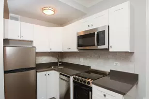 640 W Wrightwood Ave, Chicago, IL 60614 - Photo 2