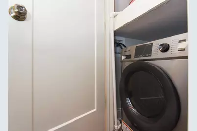 640 W Wrightwood Avenue #411, Chicago, IL 60614 - Photo 16