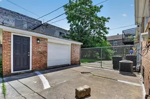 8603 S Exchange Ave, Chicago, IL 60617 - Photo 30
