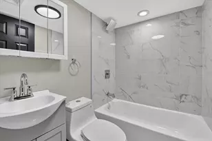 8603 S Exchange Ave, Chicago, IL 60617 - Photo 14