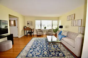 1645 Jackson St, North Chicago, IL 60064 - Photo 10