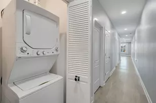 6418 S Champlain Ave, Chicago, IL 60637 - Photo 10