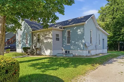 608 Avenue E, Sterling, IL 61081 - Photo 1