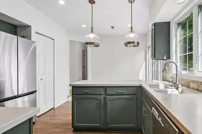 1422 James Court, Libertyville, IL 60048 - Photo 6