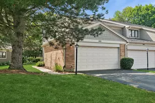1422 James Ct, Libertyville, IL 60048 - Photo 1