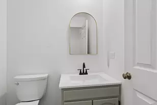 1422 James Ct, Libertyville, IL 60048 - Photo 20