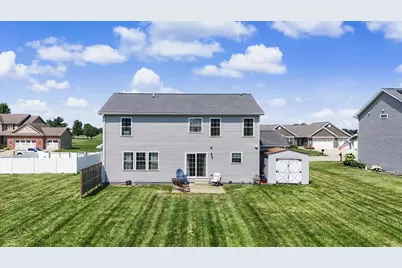 1402 Railside Drive, Gibson City, IL 60936 - Photo 4