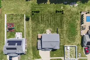 1402 Railside Dr, Gibson City, IL 60936 - Photo 44