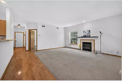 536 Clayton Circle #A, Sycamore, IL 60178 - Photo 4