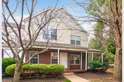 536 Clayton Circle #A, Sycamore, IL 60178 - Photo 2