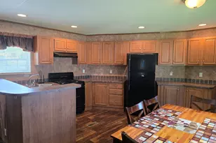 1500 Reed St, Eldorado, IL 62930 - Photo 8