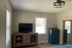 10738 9th St, Winthrop Harbor, IL 60096 - Photo 6