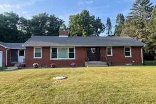 10738 9th St, Winthrop Harbor, IL 60096 - Photo 1