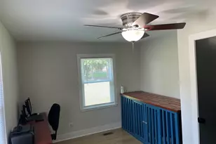 10738 9th St, Winthrop Harbor, IL 60096 - Photo 12