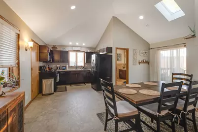 9954 Merrimac Avenue, Oak Lawn, IL 60453 - Photo 6