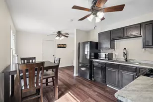 1001 Mc Cameron Ave, Lockport, IL 60441 - Photo 6