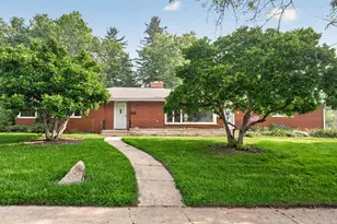 1111 Loren Dr, Dekalb, IL 60115 - Photo 2