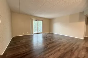 3851 N Parkway Dr, Northbrook, IL 60062 - Photo 2