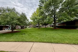 3851 N Parkway Dr, Northbrook, IL 60062 - Photo 22