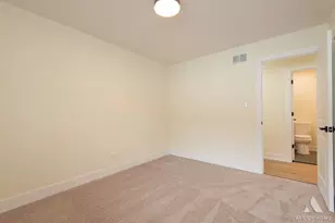 910 College Ave, Matteson, IL 60443 - Photo 36