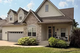 672 Country Squire Ct, Morris, IL 60450 - Photo 2