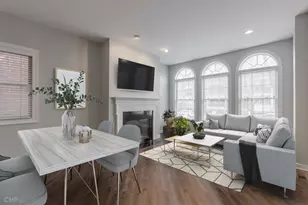 2938 N Damen Ave, Chicago, IL 60618 - Photo 2