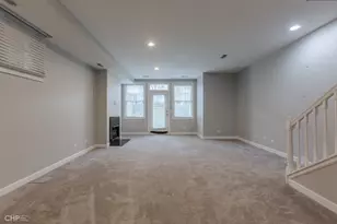2938 N Damen Ave, Chicago, IL 60618 - Photo 14