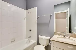 2938 N Damen Ave, Chicago, IL 60618 - Photo 20