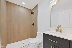 2626 W 21st St, Chicago, IL 60608 - Photo 6
