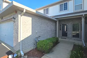 6403 Blue Sky Ln, Matteson, IL 60443 - Photo 1