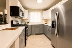 8820 S Princeton Ave, Chicago, IL 60620 - Photo 8