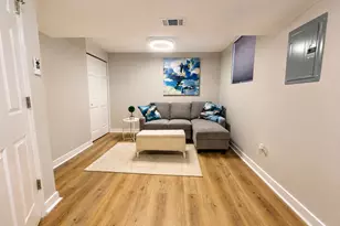 8820 S Princeton Ave, Chicago, IL 60620 - Photo 14