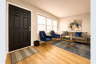 8820 S Princeton Avenue, Chicago, IL 60620 - Photo 6