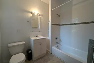 1949 W Cuyler Ave, Chicago, IL 60613 - Photo 14
