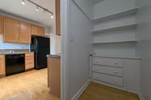 3449 W Schubert Ave, Chicago, IL 60647 - Photo 14
