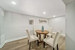 4842 W Warwick Ave, Chicago, IL 60641 - Photo 22