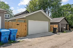 4842 W Warwick Ave, Chicago, IL 60641 - Photo 28