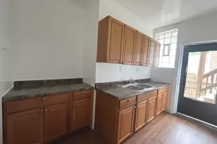 3717 W Cullom Ave, Chicago, IL 60618 - Photo 4