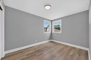 3953 N Oleander Ave, Chicago, IL 60634 - Photo 8
