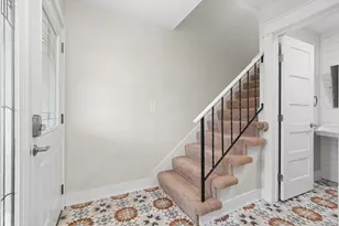 7605 Bristol Ct, Woodridge, IL 60517 - Photo 6